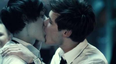 Зал самоубийц (2011)