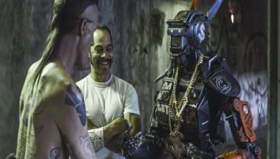 Робот по имени Чаппи 2015 Робот по имени Чаппи 2015