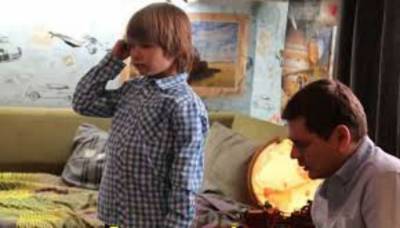 Между двух огней 2015