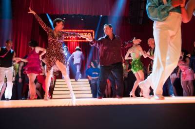 Танцуй отсюда / Танцуй отсюда! (2014) Танцуй отсюда / Танцуй отсюда! (2014)