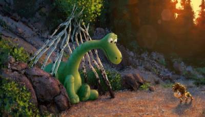 Хороший динозавр 2015