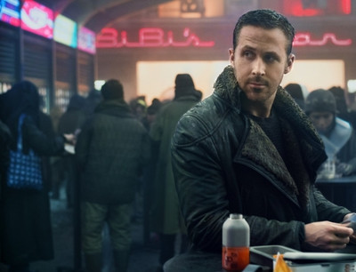 Бегущий по лезвию 2049 (2017)